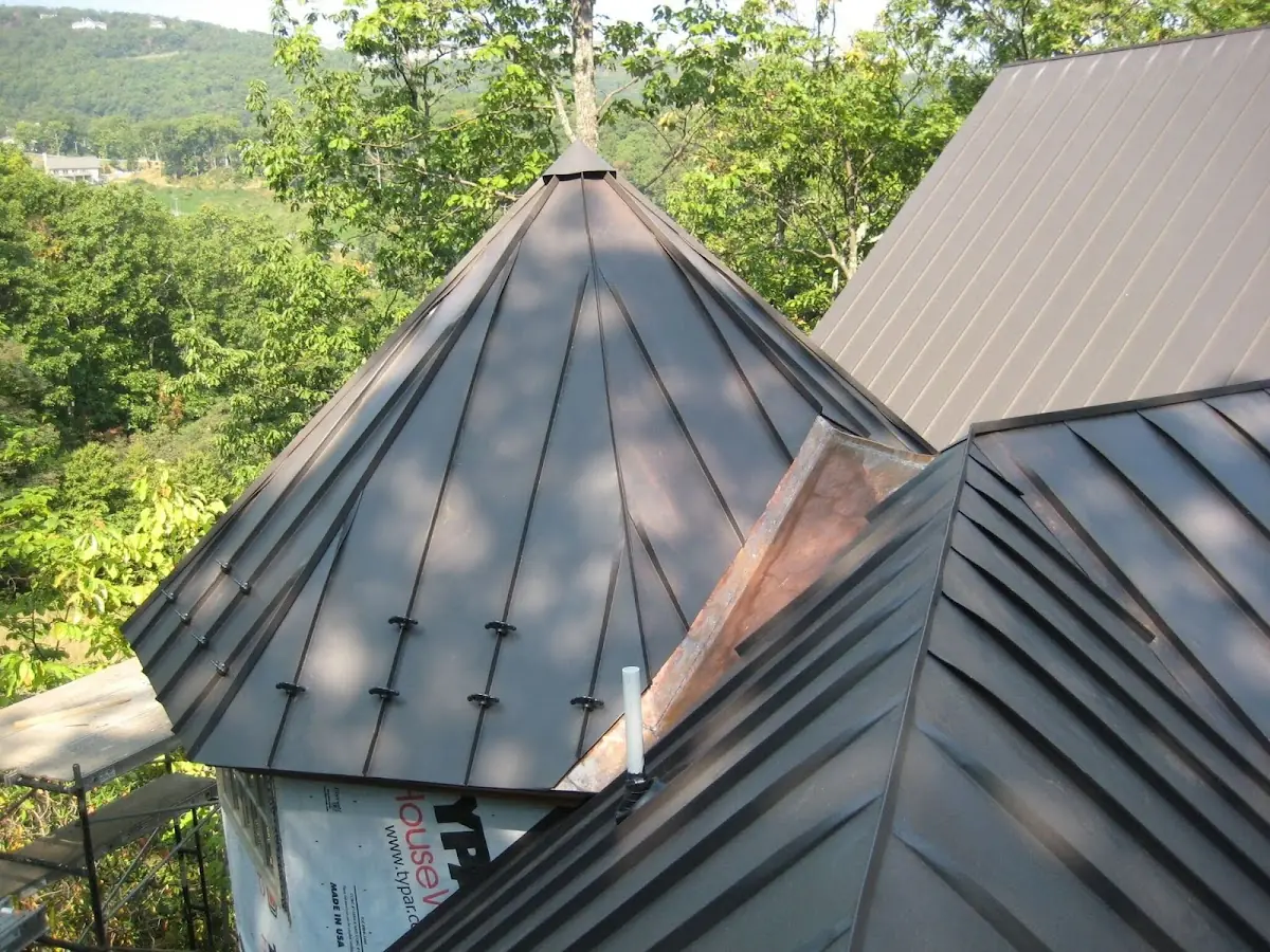 Professional Roof Tarp Installation by Craftsman Roofing in Princeton